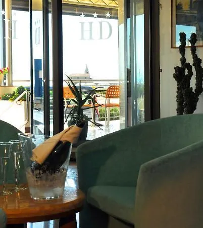 酒店 德尔菲诺酒店