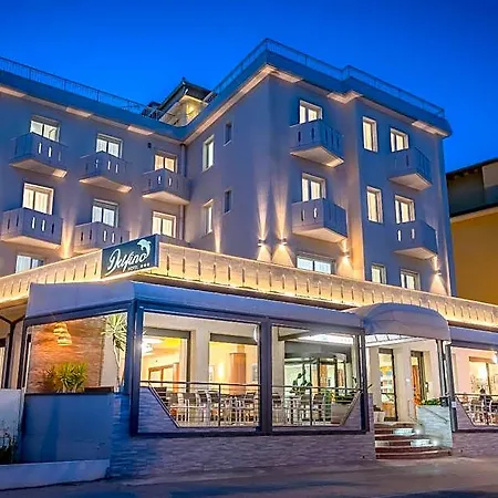 Hotel Delfino 3*