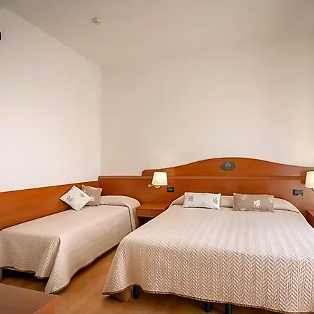 Hotel Delfino 3*